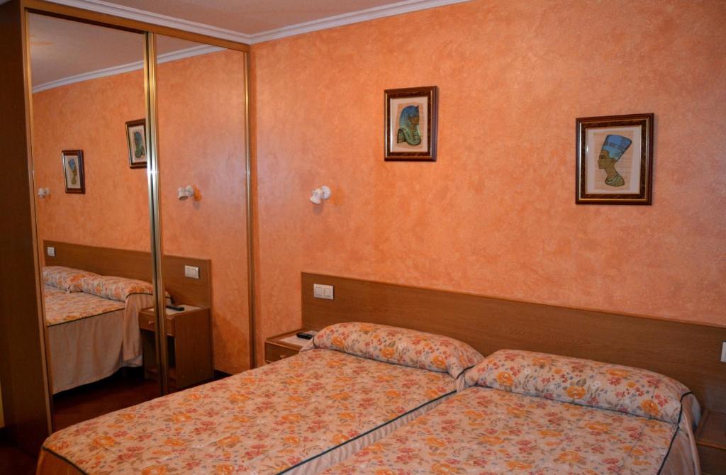Hostal Residencia Bahia Laxe Zewnętrze zdjęcie