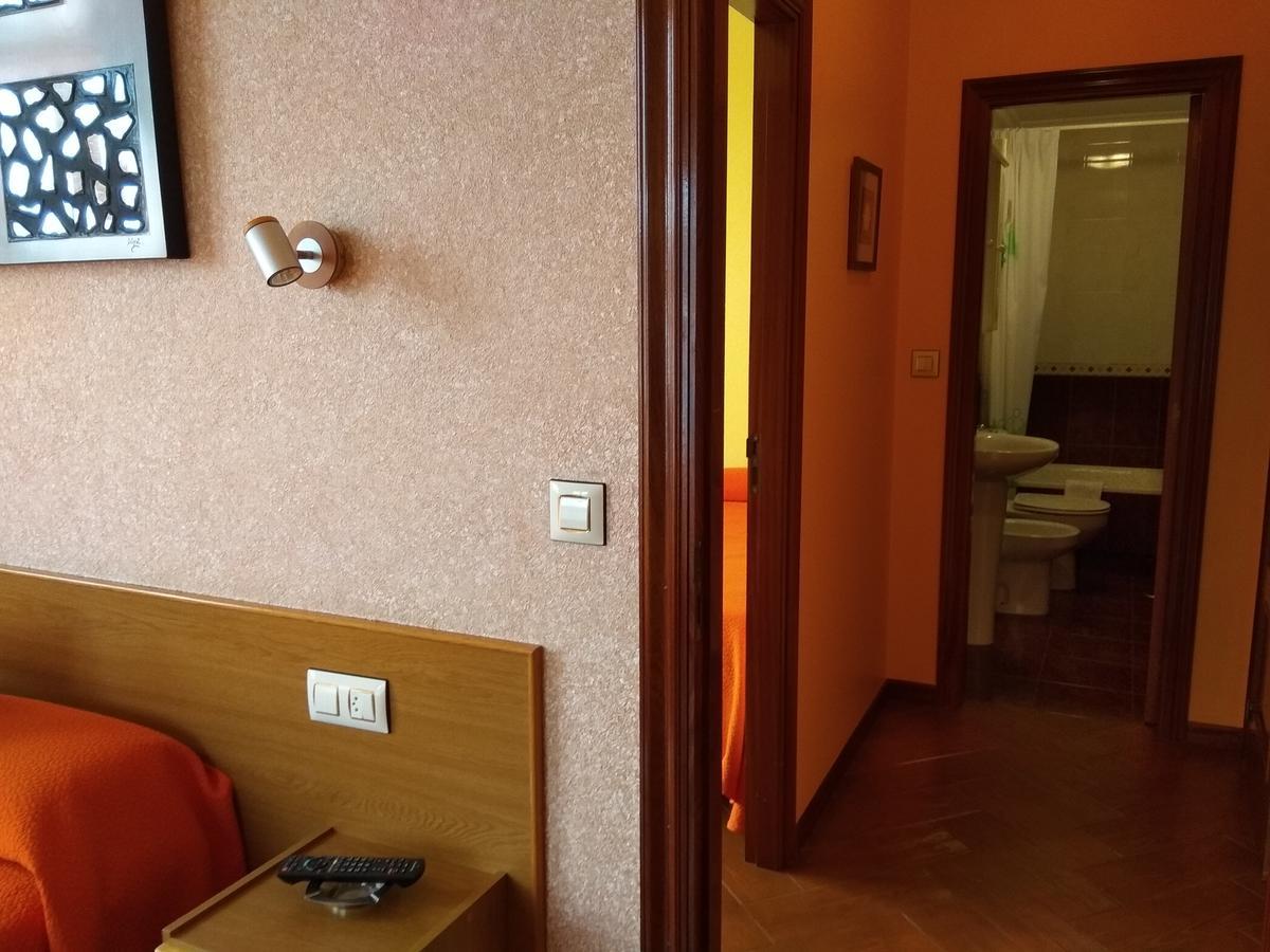 Hostal Residencia Bahia Laxe Zewnętrze zdjęcie
